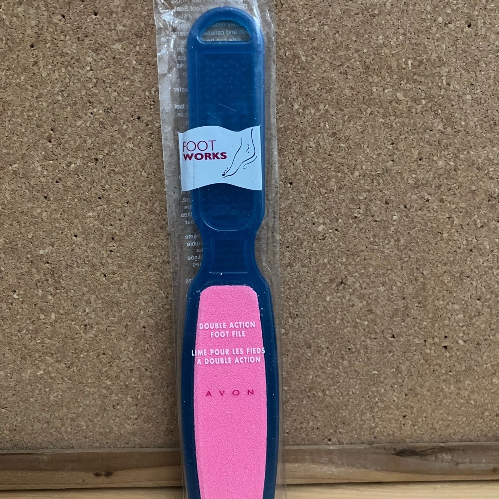 Avon Foot Works Blue and Pink Foot File